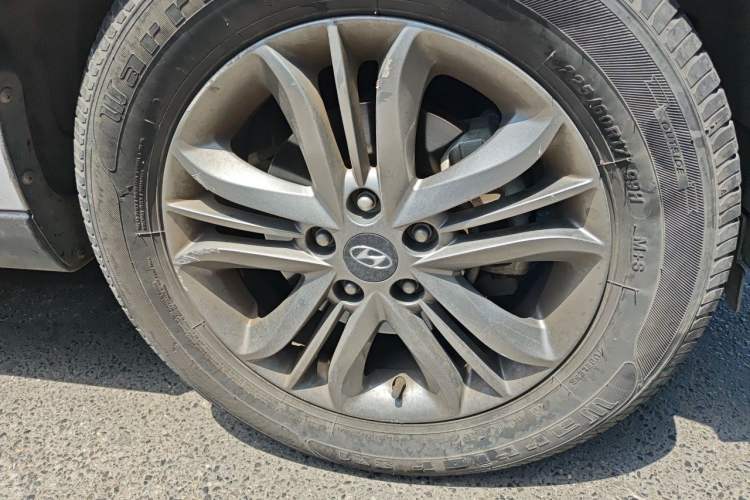 Used Hyundai ix35 2015 2.0L Automatic 2WD Smart Version China V Standard Right Front Wheel Hub
