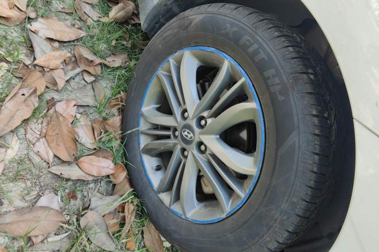 Used Hyundai ix35 2015 2.0L Automatic 2WD Smart Type China IV Right Front Wheel Hub
