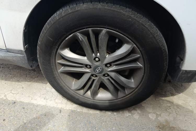 Used Hyundai ix35 2015 2.0L Automatic 2WD Smart Version China V Standard Right Front Wheel Hub