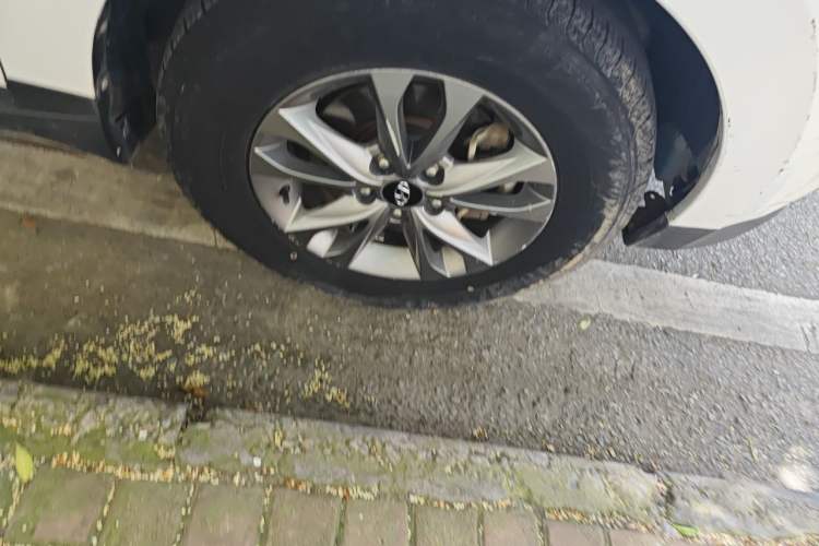 Used Hyundai ix35 2015 2.0L Automatic 2WD Comfort Edition China IV Standard Right Front Wheel Hub