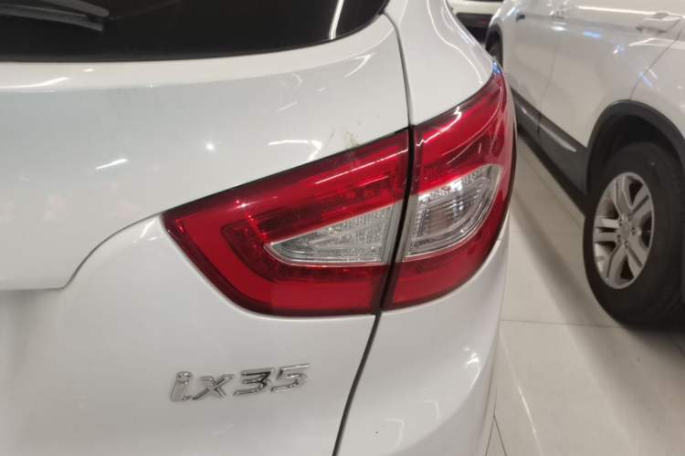 Used Hyundai ix35 2015 2.0L Automatic 2WD Smart Version China V Standard Right Rear Taillight