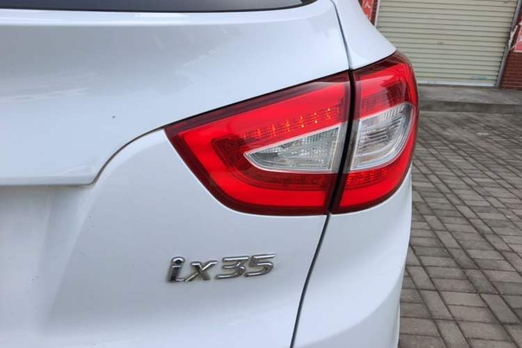 Used Hyundai ix35 2015 2.0L Automatic 2WD Smart Type China IV Right Rear Taillight