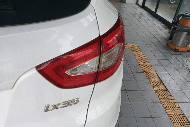Used Hyundai ix35 2015 2.0L Automatic 2WD Smart Version China V Standard Right Rear Taillight