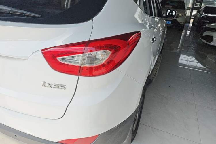 Used Hyundai ix35 2015 2.0L Automatic 2WD Smart Type China IV Right Rear Taillight