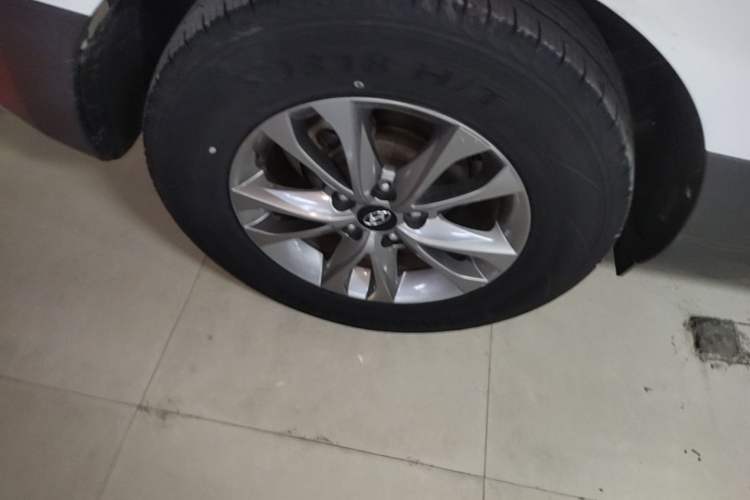 Used Hyundai ix35 2015 2.0L Automatic 2WD Comfort Edition China V Standard Right Rear Wheel Hub