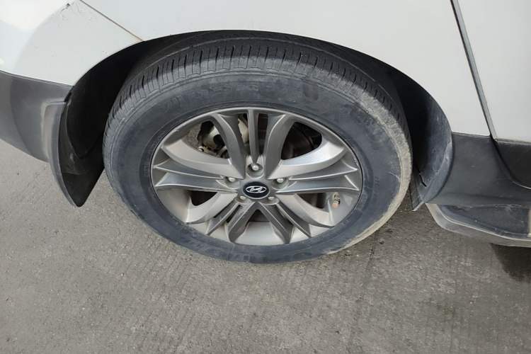 Used Hyundai ix35 2015 2.0L Automatic 2WD Smart Type China IV Right Rear Wheel Hub