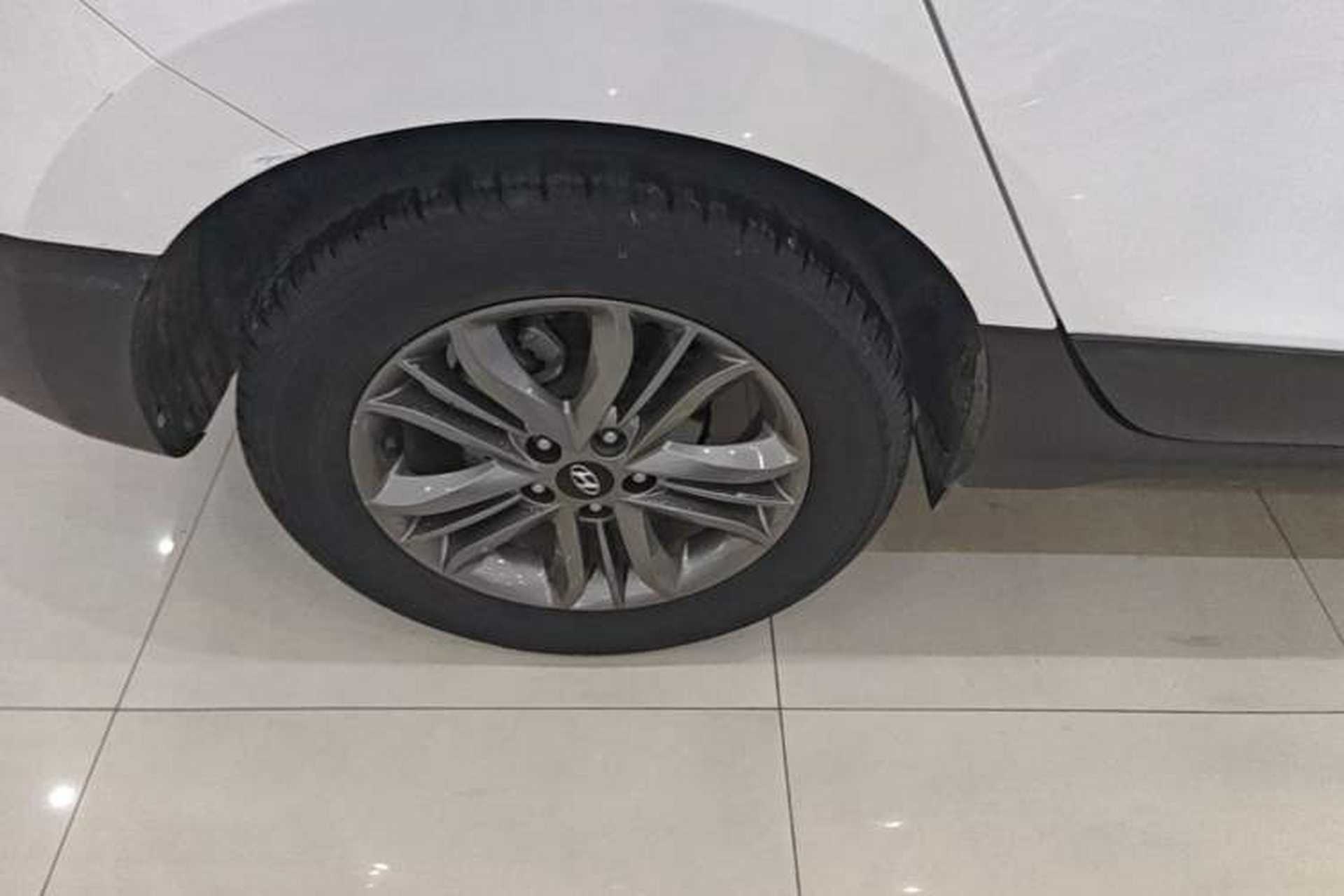 Used Hyundai ix35 2015 2.0L Automatic 2WD Smart Type China IV Right Rear Wheel Hub