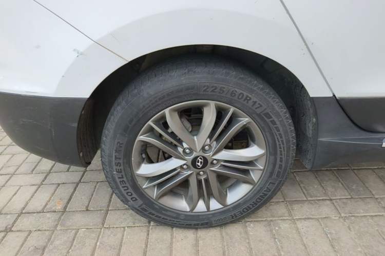 Used Hyundai ix35 2015 2.0L Automatic 2WD Smart Type China IV Right Rear Wheel Hub