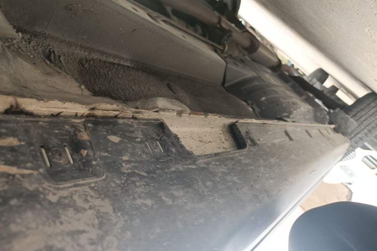 Used Hyundai ix35 2015 2.0L Automatic 2WD Smart Version China V Standard Right Side Sill