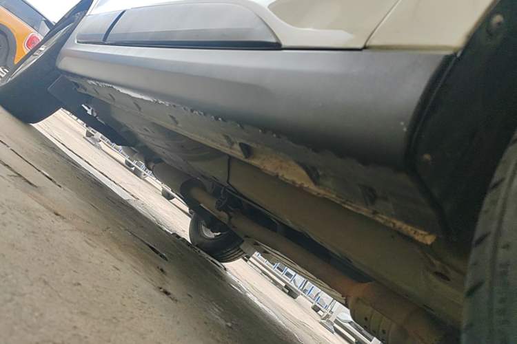 Used Hyundai ix35 2015 2.0L Automatic 2WD Smart Version China V Standard Right Side Sill
