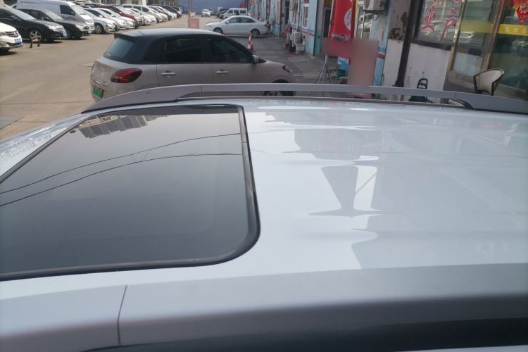 Used Hyundai ix35 2015 2.0L Automatic 2WD Smart Type China IV Roof
