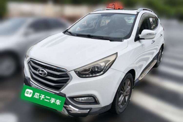 Used Hyundai ix35 2015 2.0L Automatic 2WD Smart Version China V Standard Guazi used car, China used car export, Used car for sale, Used cars, Cheapest cars for sale