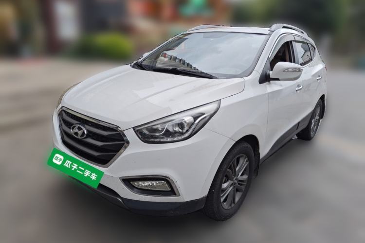 Used Hyundai ix35 2015 2.0L Automatic 2WD Smart Type China IV Guazi used car, China used car export, Used car for sale, Used cars, Cheapest cars for sale