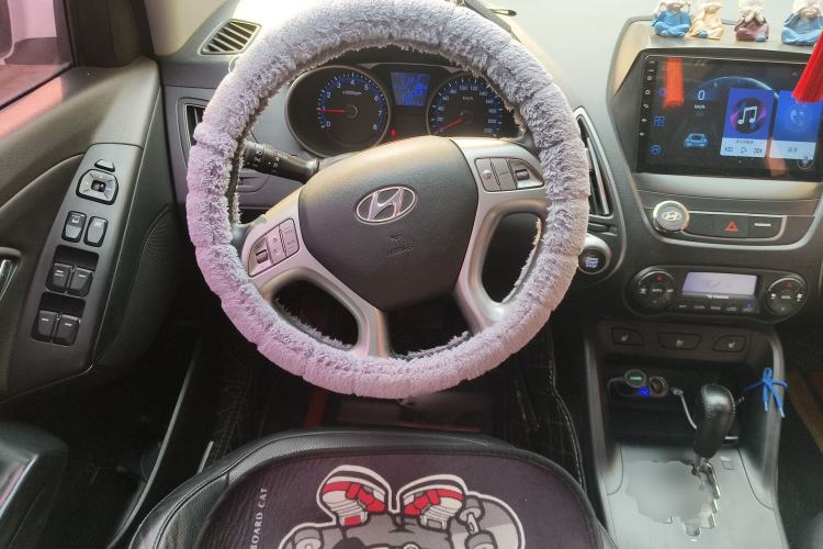 Used Hyundai ix35 2015 2.0L Automatic 2WD Smart Type China IV Steering Wheel