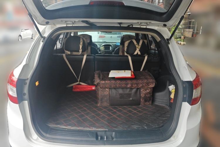 Used Hyundai ix35 2015 2.0L Automatic 2WD Smart Type China IV Trunk