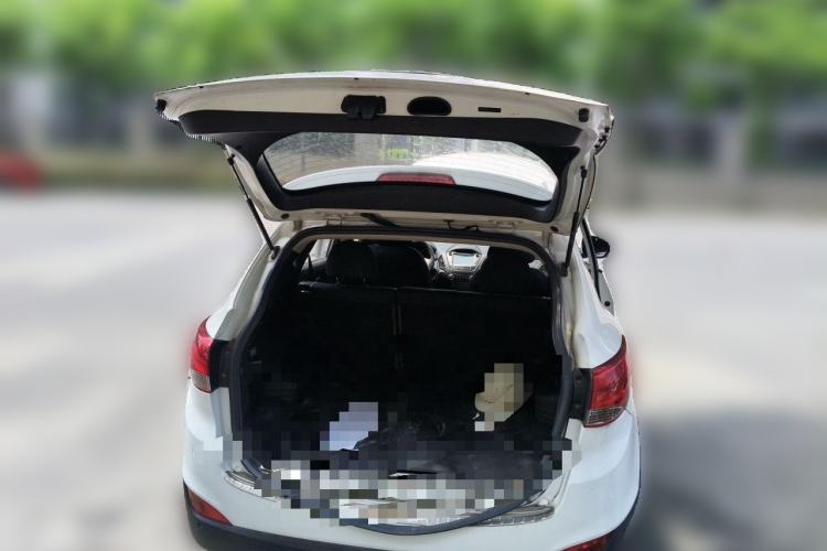 Used Hyundai ix35 2015 2.0L Automatic 2WD Comfort Edition China IV Standard Trunk