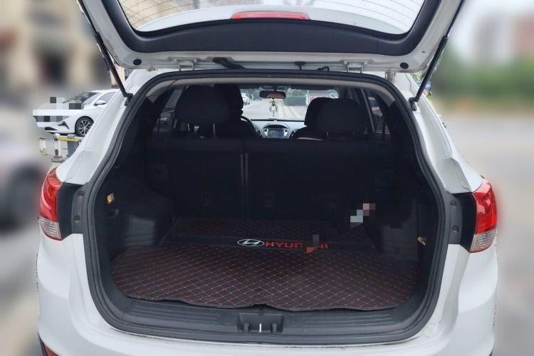 Used Hyundai ix35 2015 2.0L Automatic 2WD Comfort Edition China V Standard Trunk
