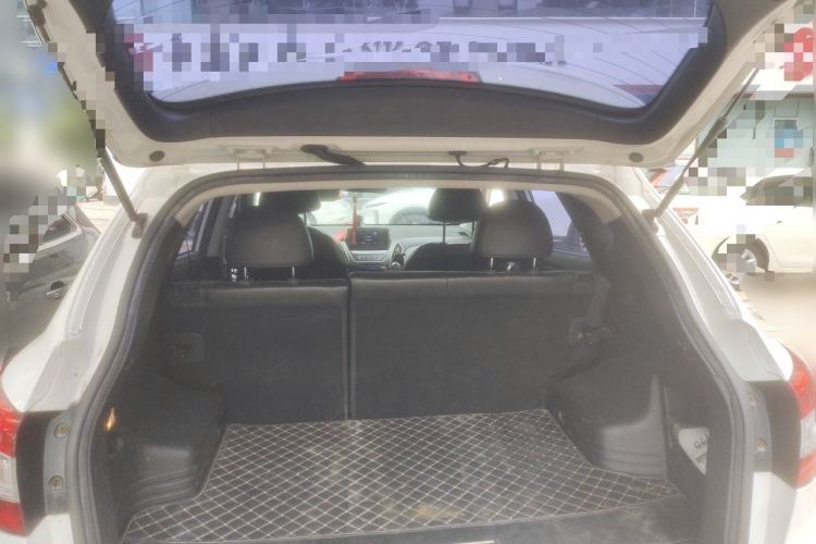 Used Hyundai ix35 2015 2.0L Automatic 2WD Smart Version China V Standard Trunk