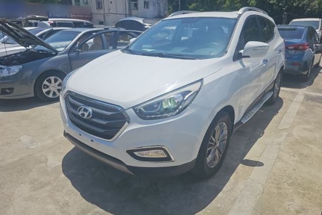 Used Hyundai ix35 2015 2.0L Automatic 2WD Smart Type China IV