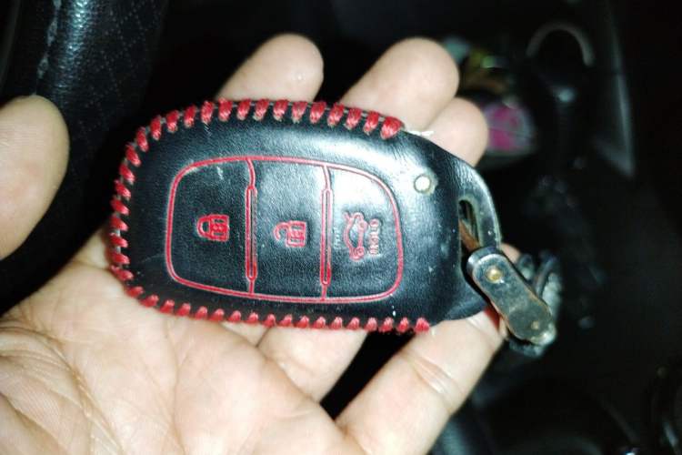 Used Hyundai ix35 2015 2.0L Automatic 2WD Smart Version China V Standard Vehicle Key