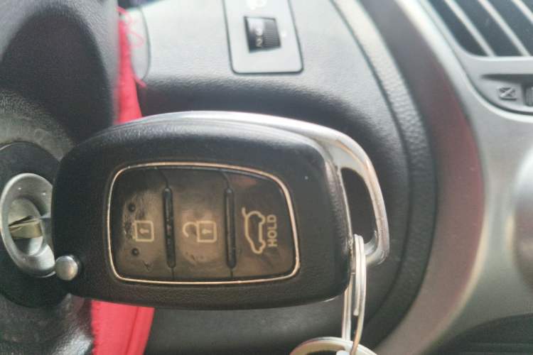 Used Hyundai ix35 2015 2.0L Automatic 2WD Comfort Edition China V Standard Vehicle Key