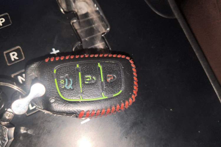 Used Hyundai ix35 2015 2.0L Automatic 2WD Smart Type China IV Vehicle Key