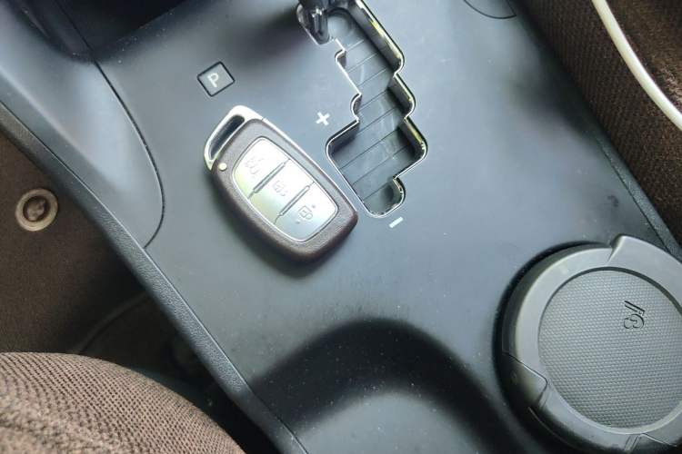 Used Hyundai ix35 2015 2.0L Automatic 2WD Smart Type China IV Vehicle Key