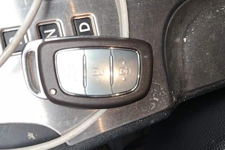 Used Hyundai ix35 2015 2.0L Automatic 2WD Smart Type China IV Vehicle Key