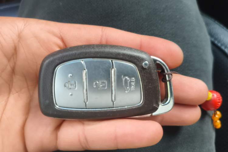 Used Hyundai ix35 2015 2.0L Automatic 2WD Smart Type China IV Vehicle Key