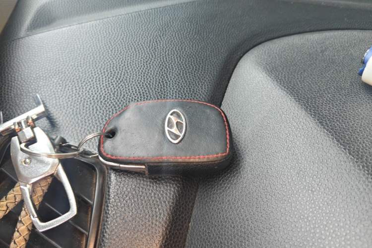 Used Hyundai ix35 2015 2.0L Automatic 2WD Smart Type China IV Vehicle Key