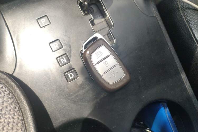 Used Hyundai ix35 2015 2.0L Automatic 2WD Smart Type China IV Vehicle Key