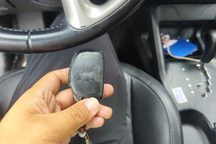 Used Hyundai ix35 2015 2.0L Automatic 2WD Smart Type China IV Vehicle Key