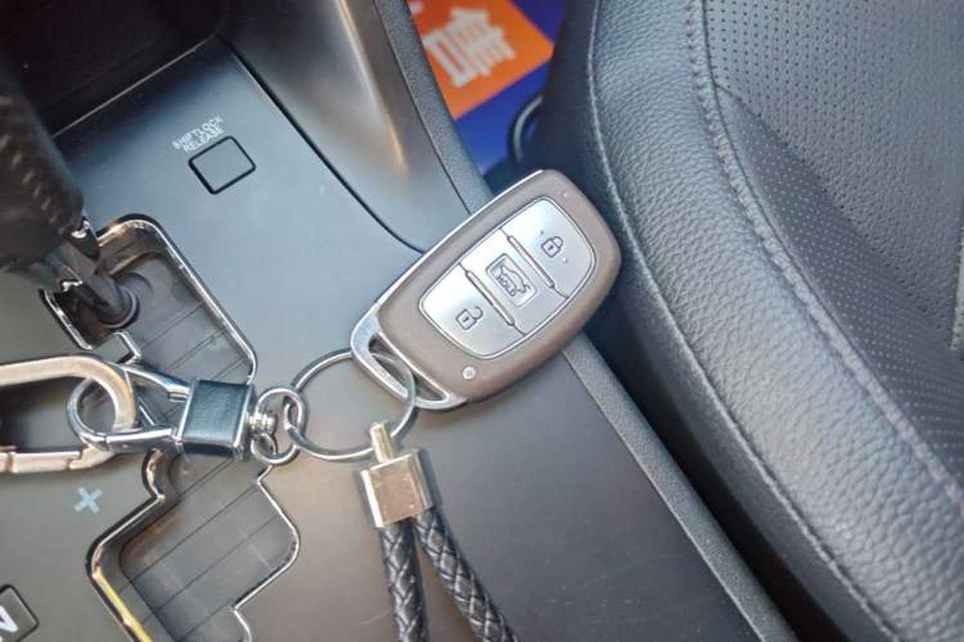 Used Hyundai ix35 2015 2.0L Automatic 2WD Smart Version China V Standard Vehicle Key