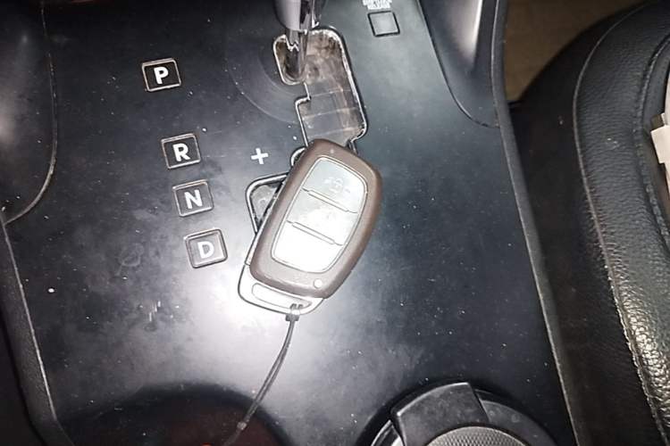 Used Hyundai ix35 2015 2.0L Automatic 2WD Smart Type China IV Vehicle Key
