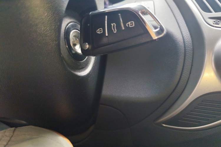 Used Hyundai ix35 2015 2.0L Automatic 2WD Comfort Edition China V Standard Vehicle Key