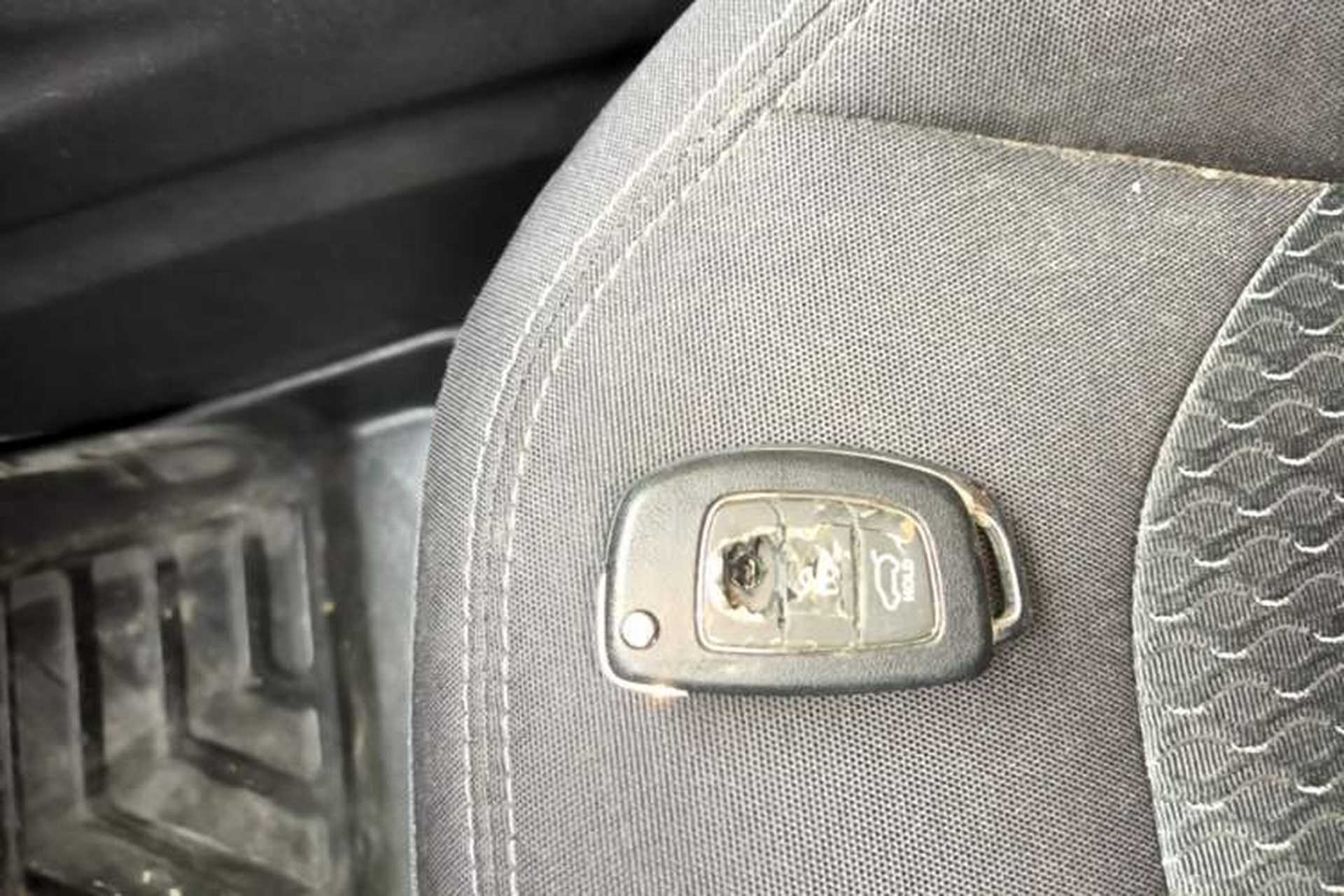 Used Hyundai ix35 2015 2.0L Automatic 2WD Comfort Edition China V Standard Vehicle Key