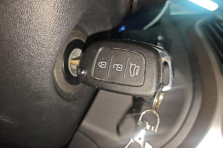 Used Hyundai ix35 2015 2.0L Automatic 2WD Comfort Edition China V Standard Vehicle Key