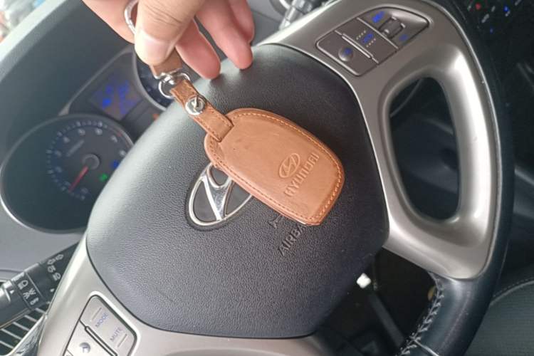 Used Hyundai ix35 2015 2.0L Automatic 2WD Smart Version China V Standard Vehicle Key