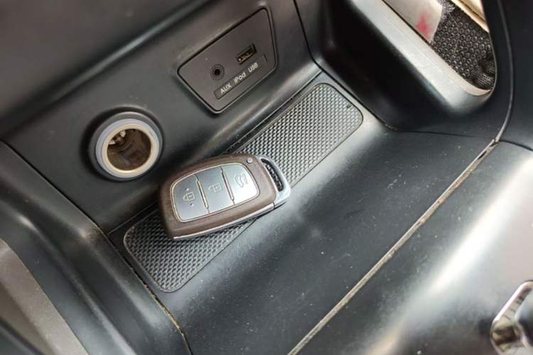 Used Hyundai ix35 2015 2.0L Automatic 2WD Smart Type China IV Vehicle Key