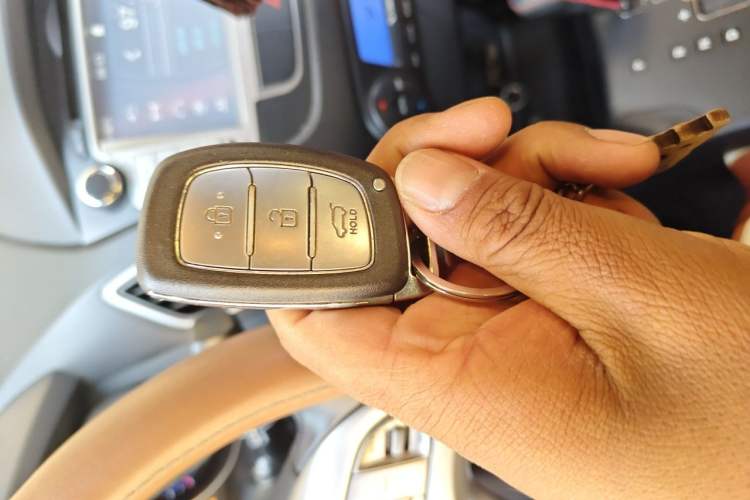 Used Hyundai ix35 2015 2.0L Automatic 2WD Smart Type China IV Vehicle Key