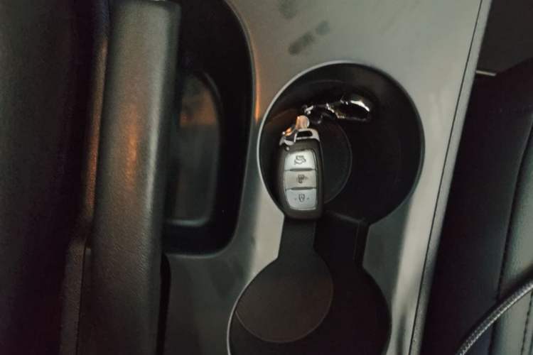 Used Hyundai ix35 2015 2.0L Automatic 2WD Smart Type China IV Vehicle Key