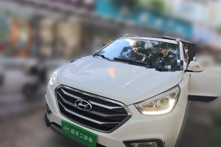 Used Hyundai ix35 2015 2.0L Automatic 2WD Smart Version China V Standard Guazi used car, China used car export, Used car for sale, Used  cars, Cheapest cars for sale