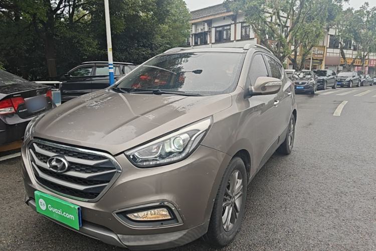 Used Hyundai ix35 2015 2.0L Automatic 2WD Smart Version China V Standard Guazi used car, China used car export, Used car for sale, Used  cars, Cheapest cars for sale