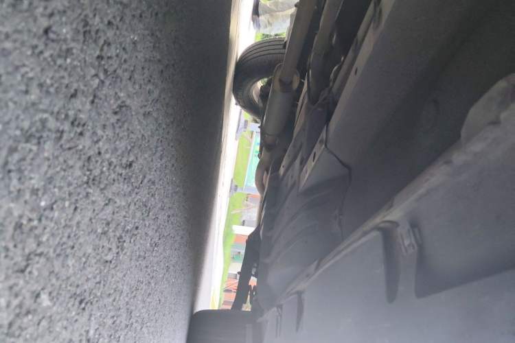 Used Hyundai ix35 2015 2.0L Automatic 2WD Smart Version China V Standard Chassis Front Left