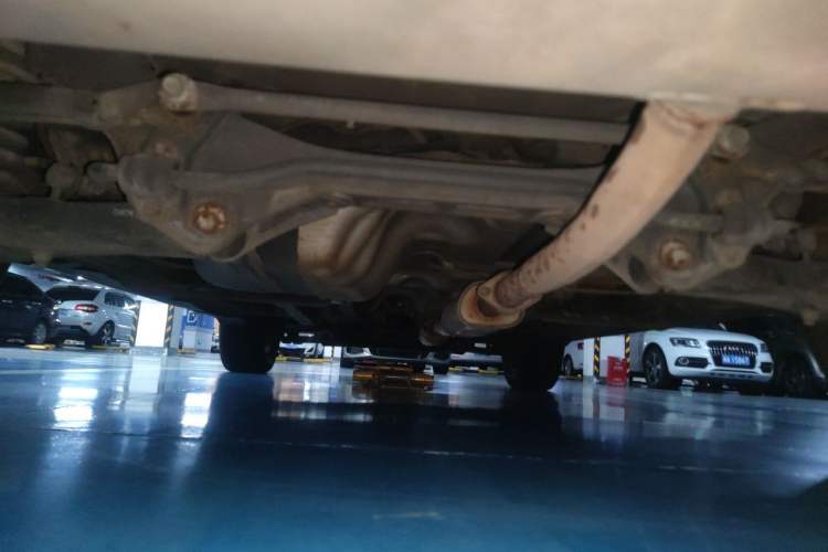 Used Hyundai ix35 2015 2.0L Automatic 2WD Smart Type China IV Chassis Rear