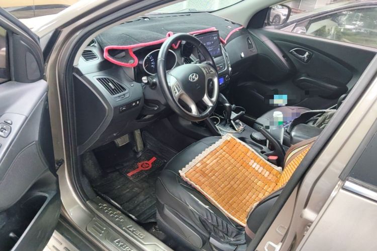 Used Hyundai ix35 2015 2.0L Automatic 2WD Smart Type China IV Driver Seat