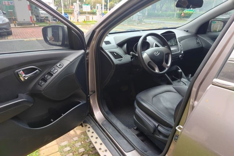 Used Hyundai ix35 2015 2.0L Automatic 2WD Comfort Edition China V Standard Driver Seat