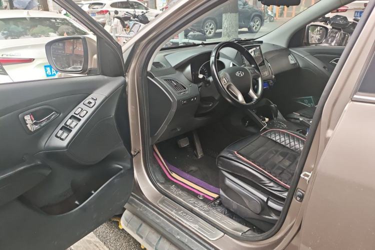 Used Hyundai ix35 2015 2.0L Automatic 2WD Smart Type China IV Driver Seat