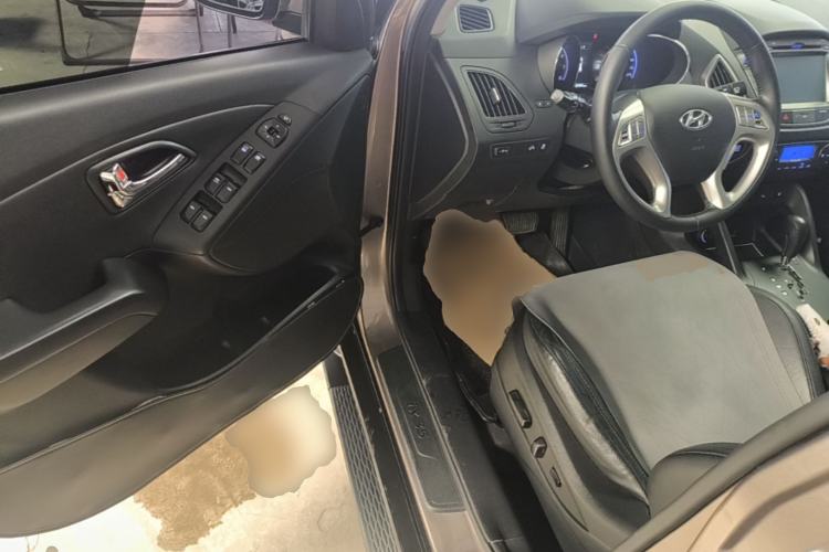 Used Hyundai ix35 2015 2.0L Automatic Two-Wheel Drive Leading Trim China V Standard Driver Seat