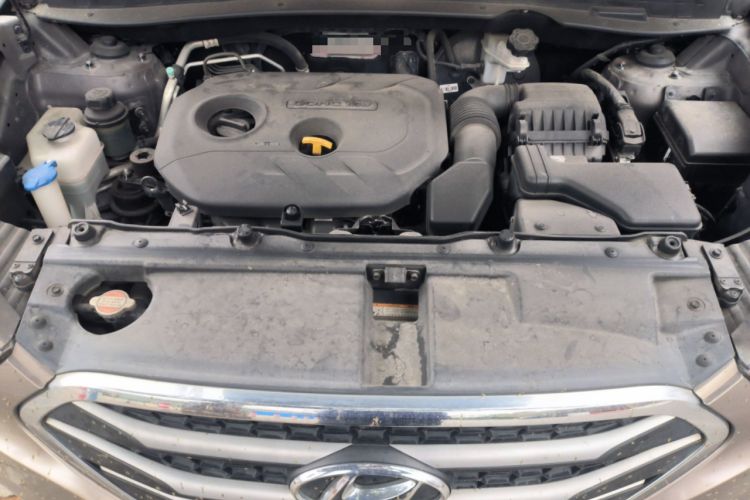 Used Hyundai ix35 2015 2.0L Automatic 2WD Comfort Edition China IV Standard Engine Bay